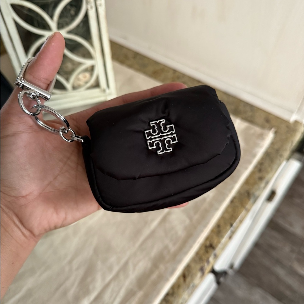 New Tory Burch Britten puff crossbody in black & matching cardholder - Picture 4 of 11